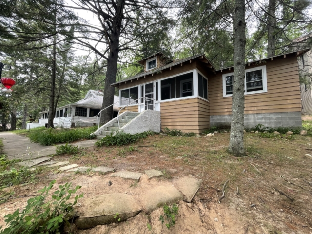2 Cabins at Woodhill Resort